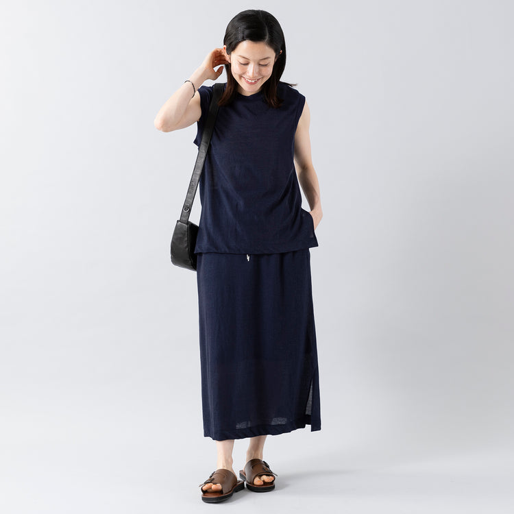 身長160cm,MANONのSHINEE NS TEE|Creedのガーメント ショルダー|GLENCHECKの姫路レザーモンクストラップサンダル|esperantoのBLACK SPINEL BRACELET,https://market.e-begin.jp/products/mks_mnn0425s_lala|https://market.e-begin.jp/products/ino_cre0400s_lala|https://market.e-begin.jp/products/jal_gck0417s_lala|https://market.e-begin.jp/products/esp_esp0072q_lala