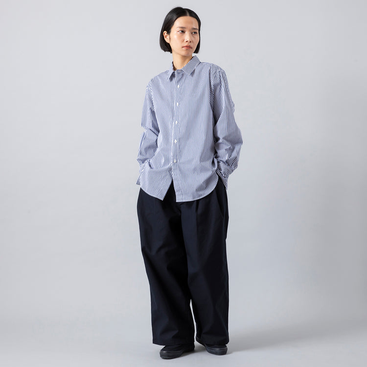 モデル身長165cm,MANONのVINTAGE SERGE TWO TUCK WIDE PANTS|MOONSTARのオールネイビーのコットンスエードLOAFY,https://market.e-begin.jp/products/mks_mnn0441r_lala|https://market.e-begin.jp/products/mns_mns0147p_lala