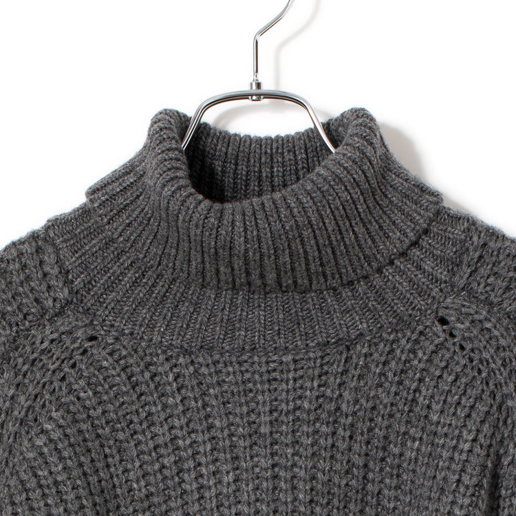 MANON | マノン　LOW GAUGE HI NECK OVER KNIT