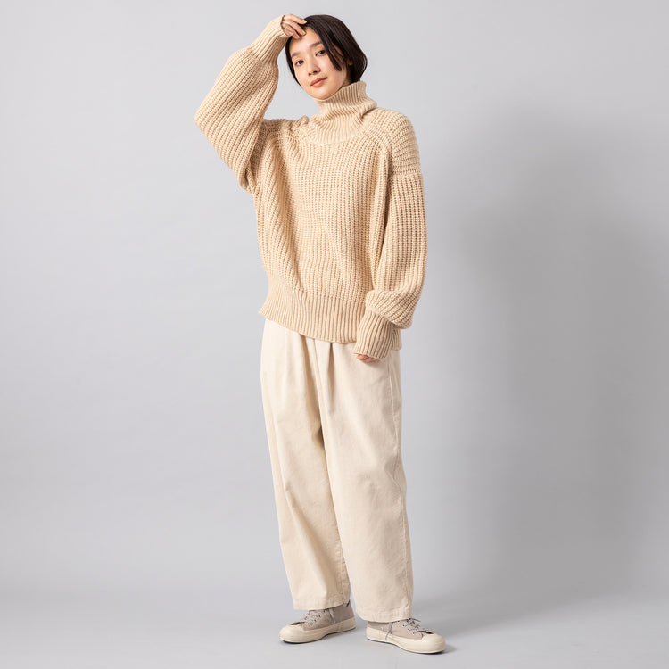 モデル身長163cm,HEAVENLYのCorduroy Front Tuck Easy Pants|Moonstarのローバスケットヴィンテージグレー,https://market.e-begin.jp/products/dlt_hvr0684r_lala|https://market.e-begin.jp/products/mns_mns0286o_lala