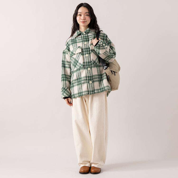 モデル身長165cm,RNA-Nのコットンウールクラシックバレルパンツ|PLUGのラウンドショルダー(M)|DiuのViola,https://market.e-begin.jp/products/tky_rnn1433s_lala|https://market.e-begin.jp/products/tok_plu1438s_lala|https://market.e-begin.jp/products/cil_diu1296s_lala