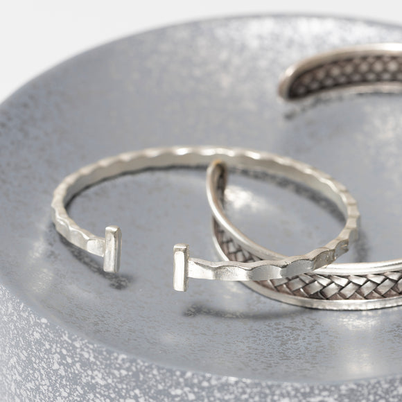 Mallet | マレット　カレンシルバーバングル AS211