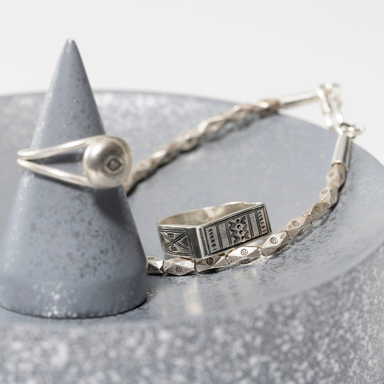 Mallet | マレット　カレンシルバーリング AS027