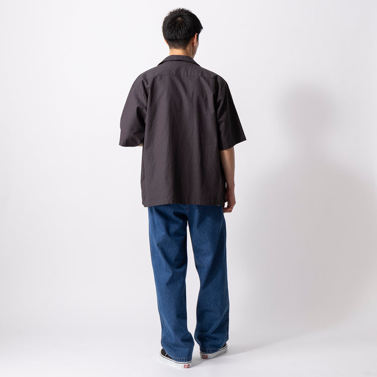 着用サイズ M(モデル身長180cm)