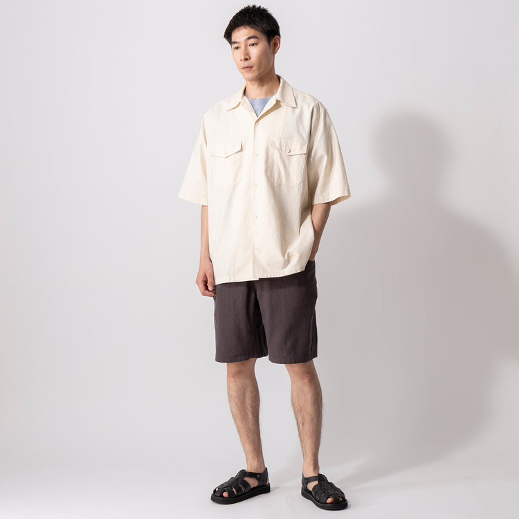 着用サイズ L(モデル身長180cm)