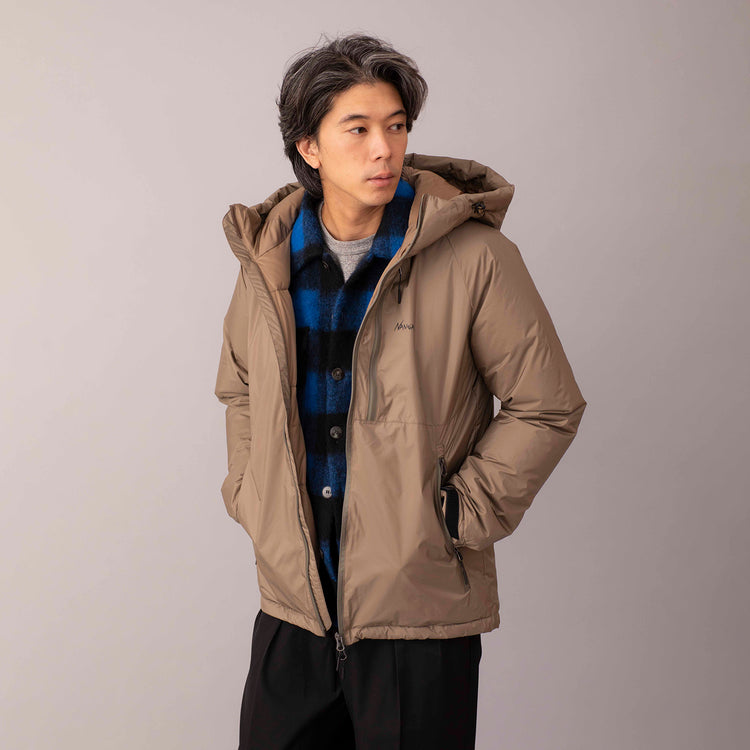 着用サイズL (モデル身長181cm)