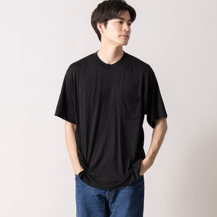 モデル身長180cm (Lサイズ着用)