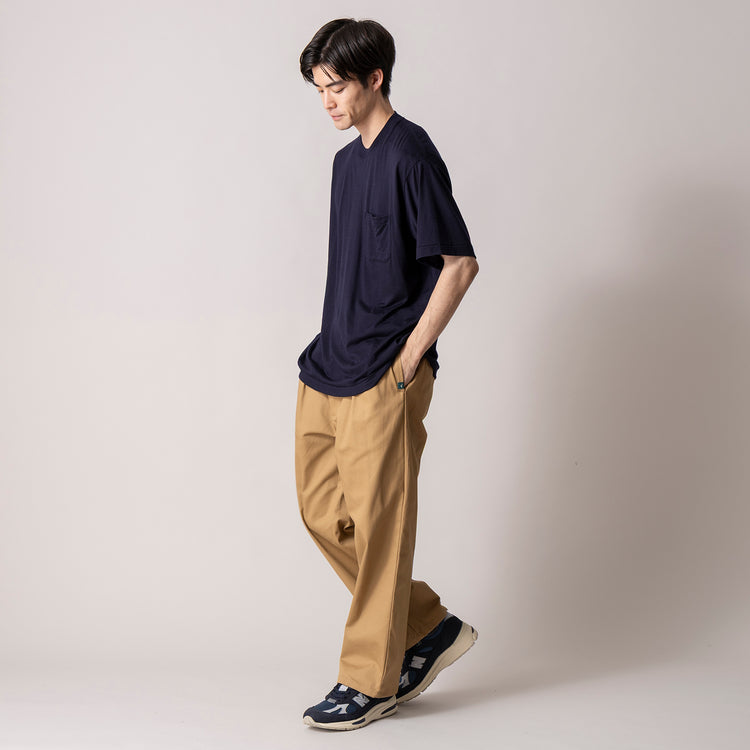 モデル身長180cm (Lサイズ着用)