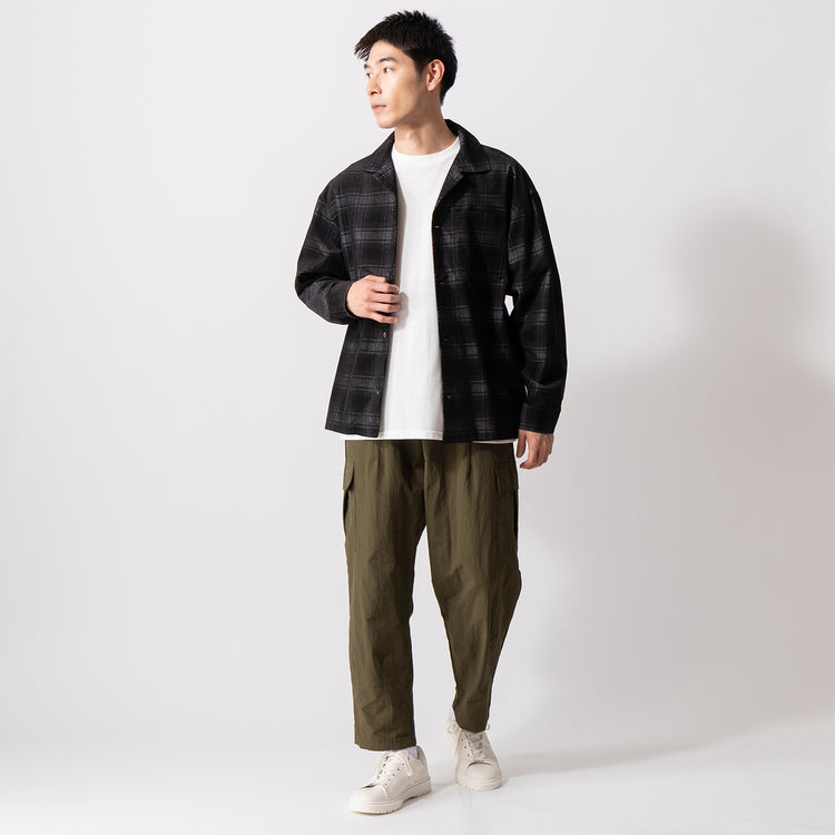 着用サイズ L(モデル身長180cm)