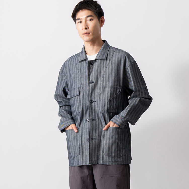 着用サイズ L(モデル身長180cm)