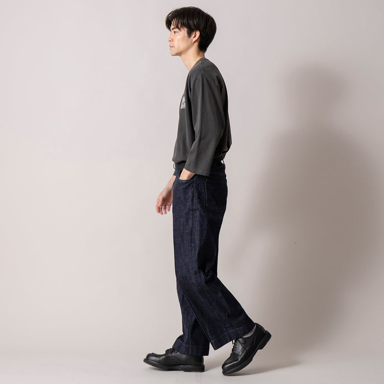 モデル身長180cm