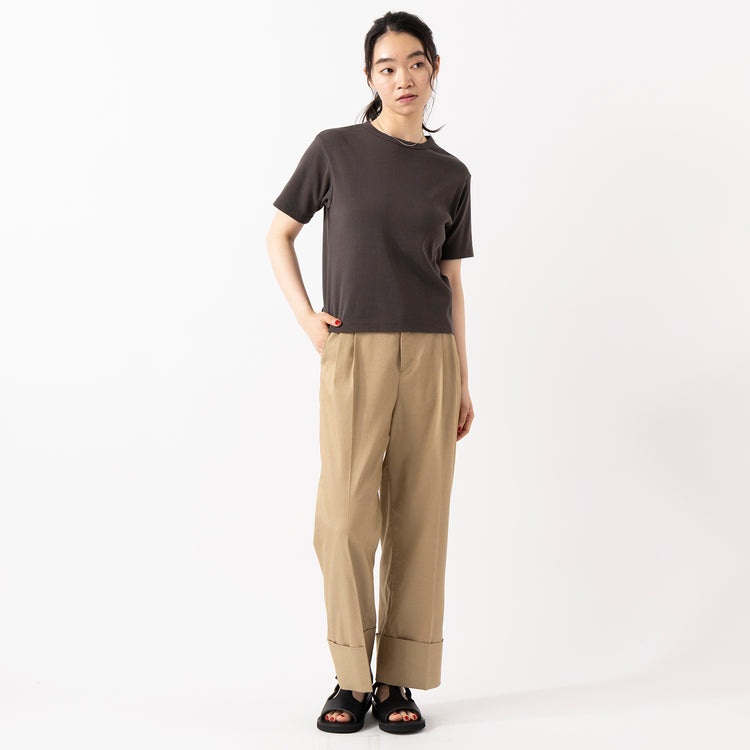 モデル身長165cm,RNA-NのコットンフライスT|FIL DE FERのシャンブレーツイル ワイドターンアップパンツ|Organic handloomのHOHEN|Taaiiのベネチアンチェーンスリムネックレス,https://market.e-begin.jp/products/tky_rnn0423u_lala|https://market.e-begin.jp/products/sed_ogh0415u_lala|https://market.e-begin.jp/products/tii_tii1120n_lala