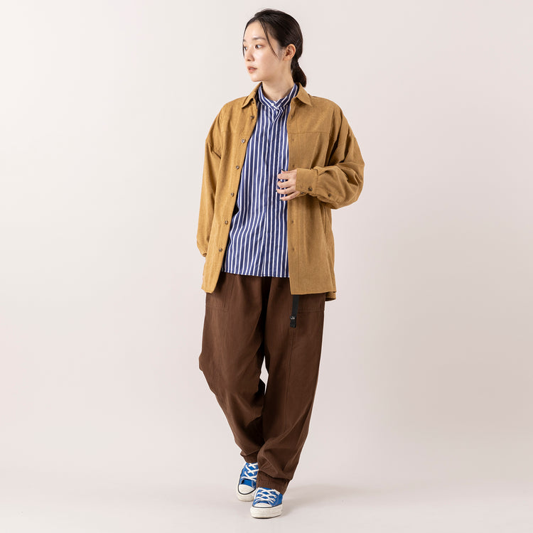 モデル身長163cm,FIL DE FERのポリエステルピーチ ビッグシャツ|MANONのGATHER SLEEVE BAND COLLAR SHT|ROKXのCARGA PANT,https://market.e-begin.jp/products/rdx_fdf1177s_lala|https://market.e-begin.jp/products/mks_mnn1174s_lala|https://market.e-begin.jp/products/sct_rok1193s_lala