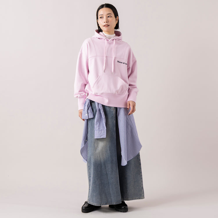 モデル身長165cm,FIL DE FERの刺繍入り裏毛 フーディー|gym masterのダブルフェイス タートルネック|QUEEN SHOPのウォッシュカラーAラインデニムロングスカート|BaqlessのAmity Bar|MANUAL ALPHABETのBROAD BAND COLOR SHIRT,https://market.e-begin.jp/products/rdx_fdf1308s_lala|https://market.e-begin.jp/products/grd_gym1195s_lala|https://market.e-begin.jp/products/que_que0776s_lala|https://market.e-begin.jp/products/kim_baq1290s_lala|https://market.e-begin.jp/products/mks_man0870j_lala