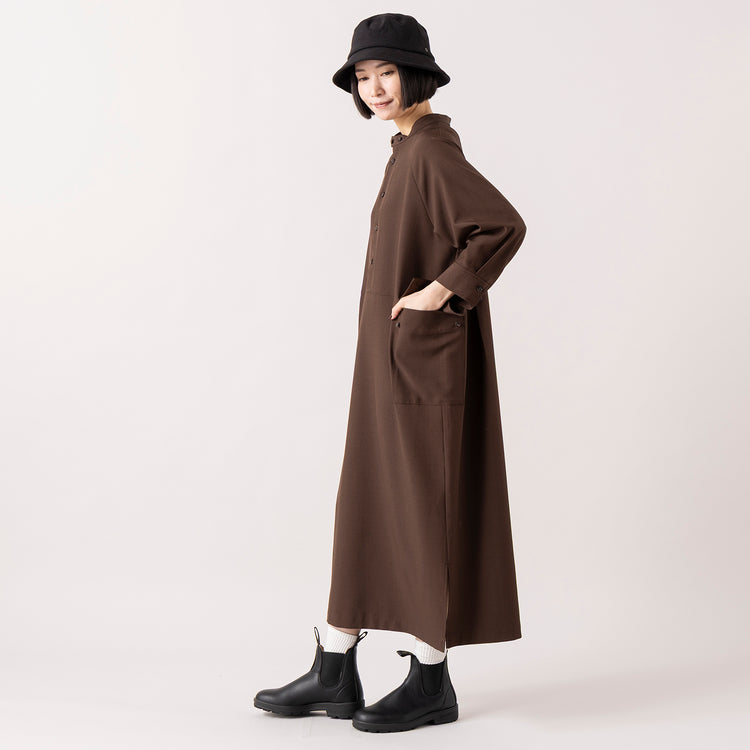 モデル身長165cm,FIL DE FERのTOP調ポリエステルトロ スタンドワンピース|BlundstoneのORIGINALAS VEGAN|TESTIFYのGraphen Hat,https://market.e-begin.jp/products/rdx_fdf1310s_lala|https://market.e-begin.jp/products/sed_bld0572l_lala|https://market.e-begin.jp/products/ipb_tsf1305s_lala