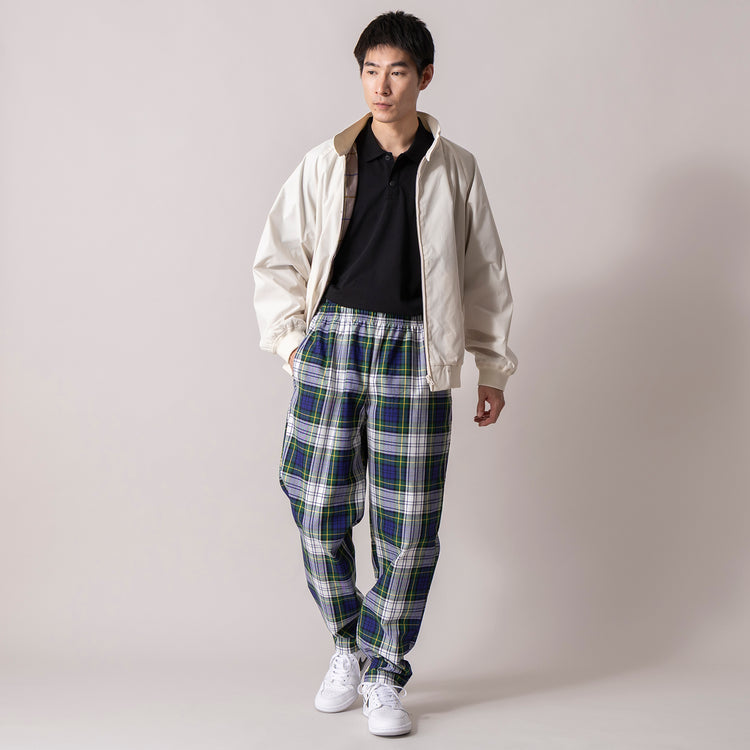 着用サイズ L(モデル身長180cm)