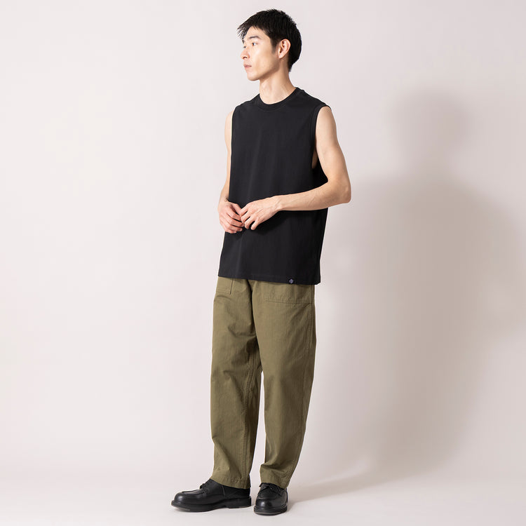 着用サイズ L(モデル身長180cm)