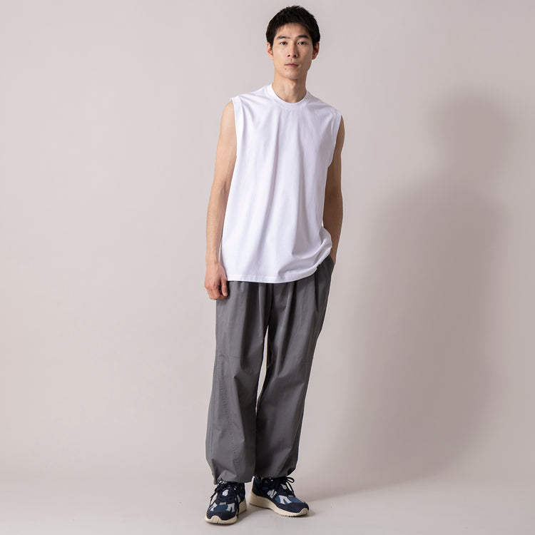 着用サイズ L(モデル身長180cm)