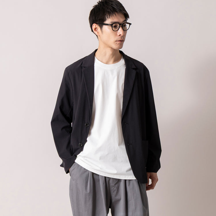 着用サイズ L(モデル身長180cm)