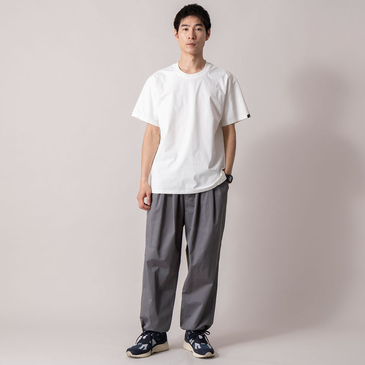 着用サイズ L(モデル身長180cm)