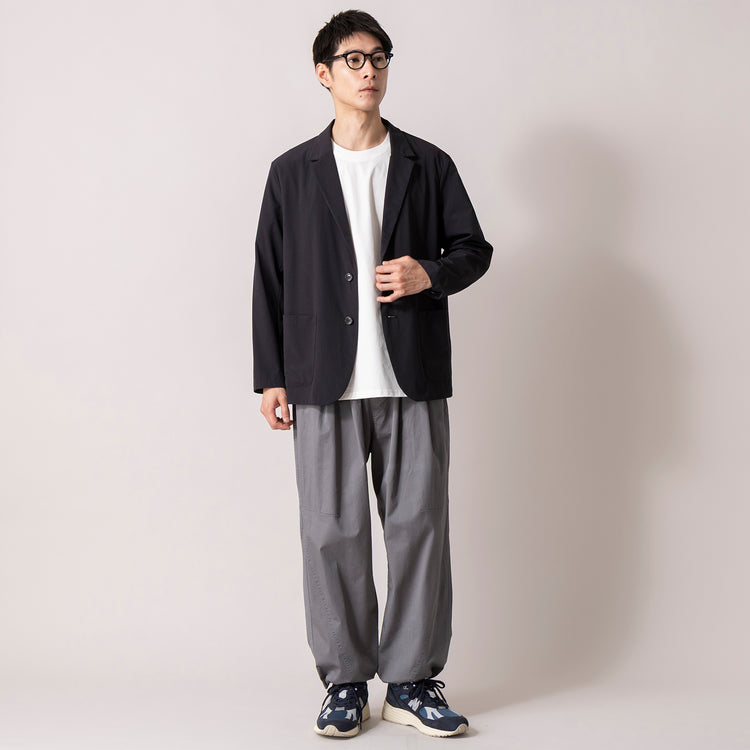 着用サイズ L(モデル身長180cm)