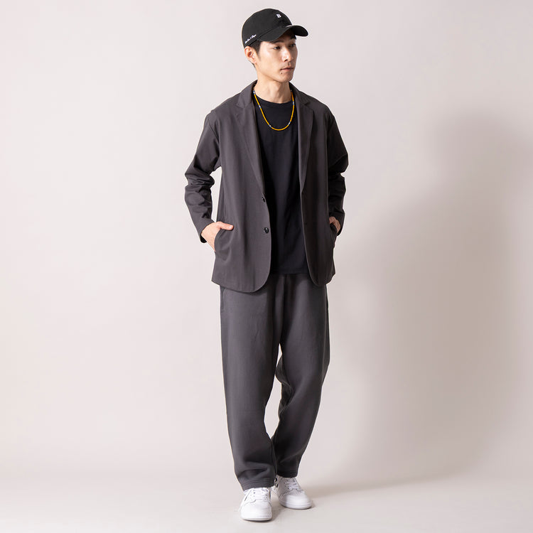 着用サイズ L(モデル身長180cm)