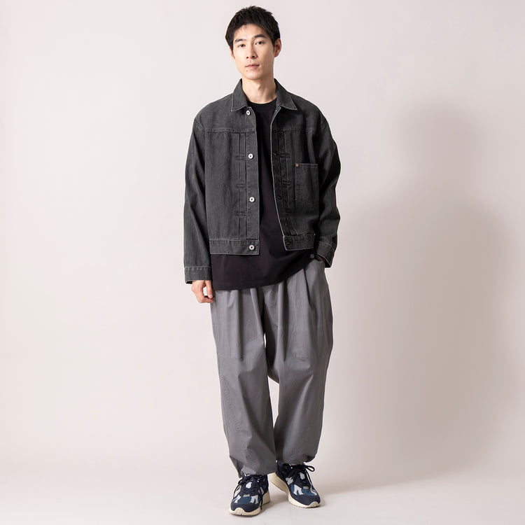 着用サイズ L(モデル身長180cm)