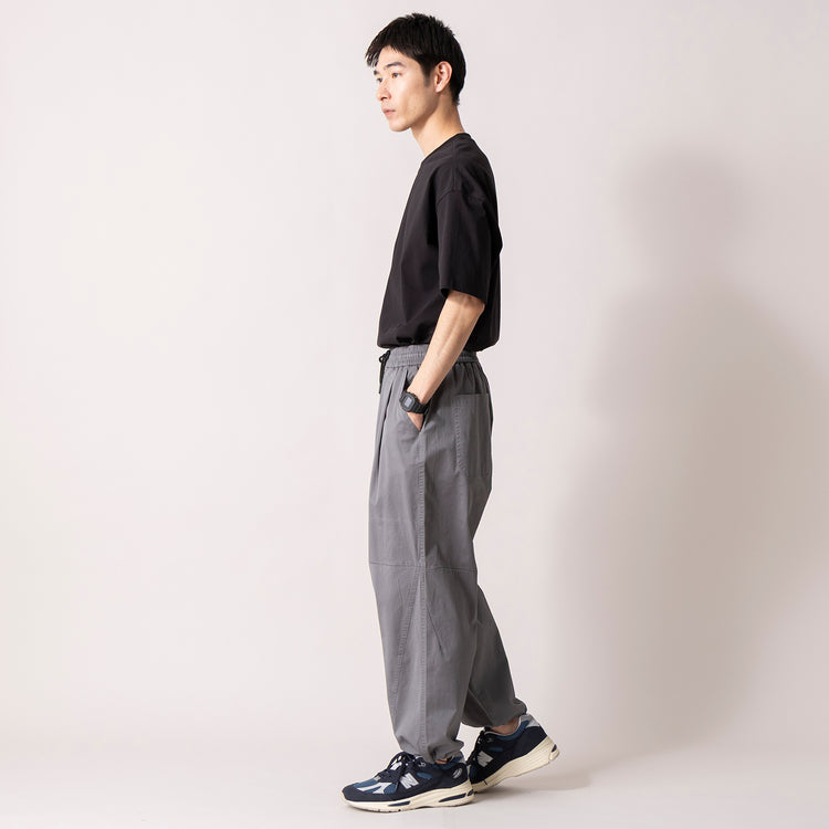 着用サイズ L(モデル身長180cm)