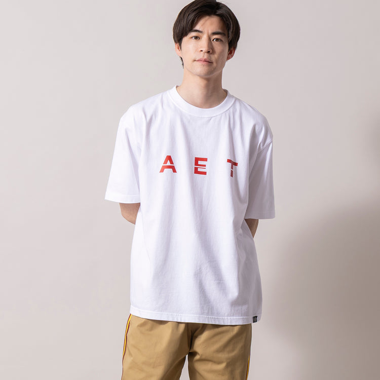 着用サイズ L(身長181cm)