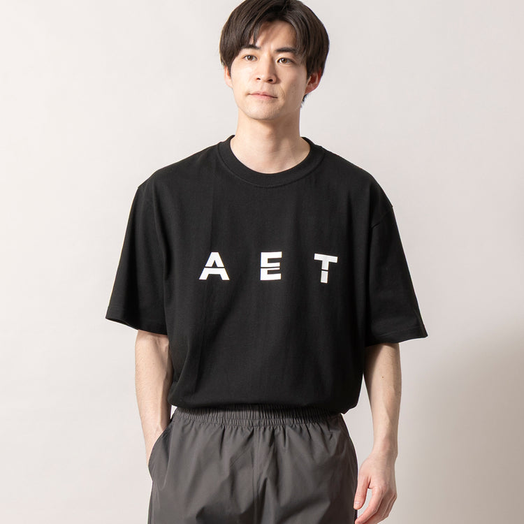 着用サイズ L(身長181cm)