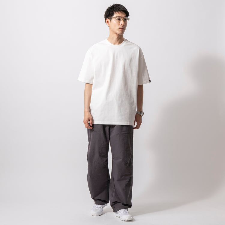 着用サイズ L(モデル身長180cm)