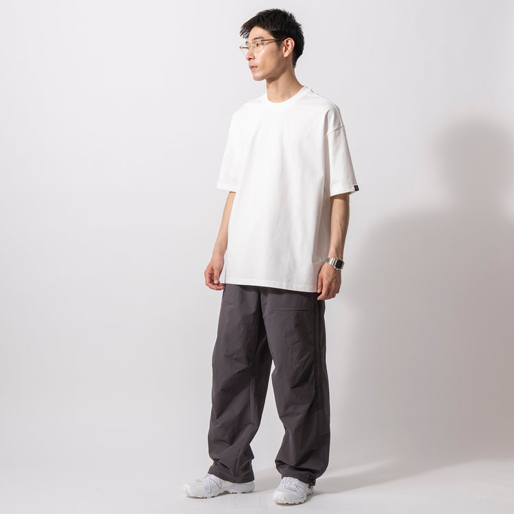 着用サイズ L(モデル身長180cm)