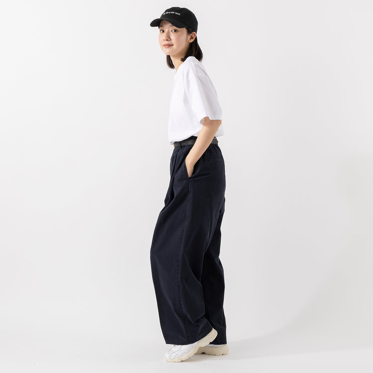 モデル身長163cm,SPACE SOUVENIRのimagination Tee|Le minorのM52 CHINO,https://market.e-begin.jp/products/rid_ssv0473u_lala|https://market.e-begin.jp/products/gsr_lmn0024u_lala