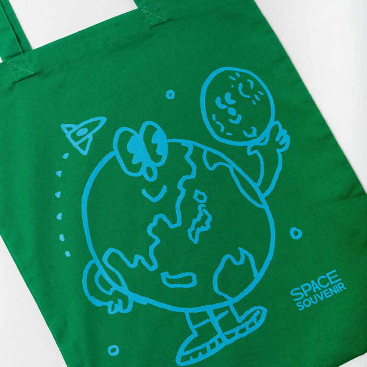 地球くん「友達は月」Tote GREEN