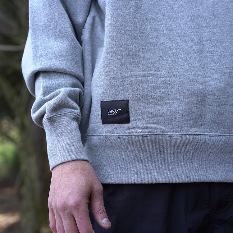 ROOT CO. | ルート　PLAY UTILITY BACK POCKET Crewneck Sweat 2024