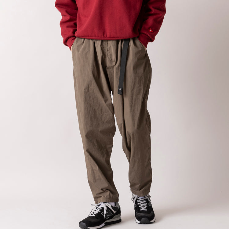 着用サイズL (モデル身長180cm)