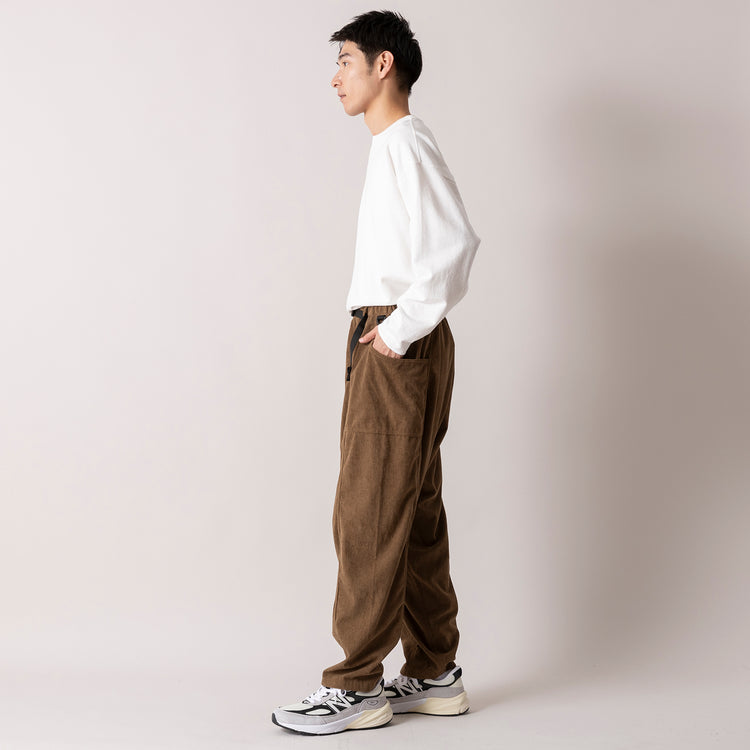 着用サイズL (モデル身長180cm)