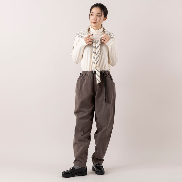 モデル身長163cm,WHITE MAILSのタートルネック|Healthknitのクラシックフライス 長袖ハイネックハーフジップ|ROKXのCARGA PANT,https://market.e-begin.jp/products/hrt_wns0730n_lala|https://market.e-begin.jp/products/she_hea1192s_lala|https://market.e-begin.jp/products/sct_rok1193s_lala