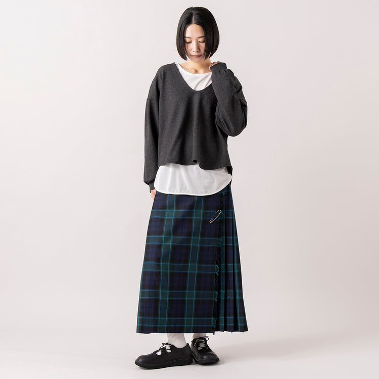 ,LE MELANGEのUネックポンチPO|LE MELANGEの裾切り替えレイヤードインナー|Glen Fyneのチェックプリーツラップスカート|Organic handloomのCOALPORT,https://market.e-begin.jp/products/inf_lem1277s_lala|https://market.e-begin.jp/products/inf_lem1170s_lala|https://market.e-begin.jp/products/imx_glf0082r_lala|https://market.e-begin.jp/products/sed_ogh1253s_lala