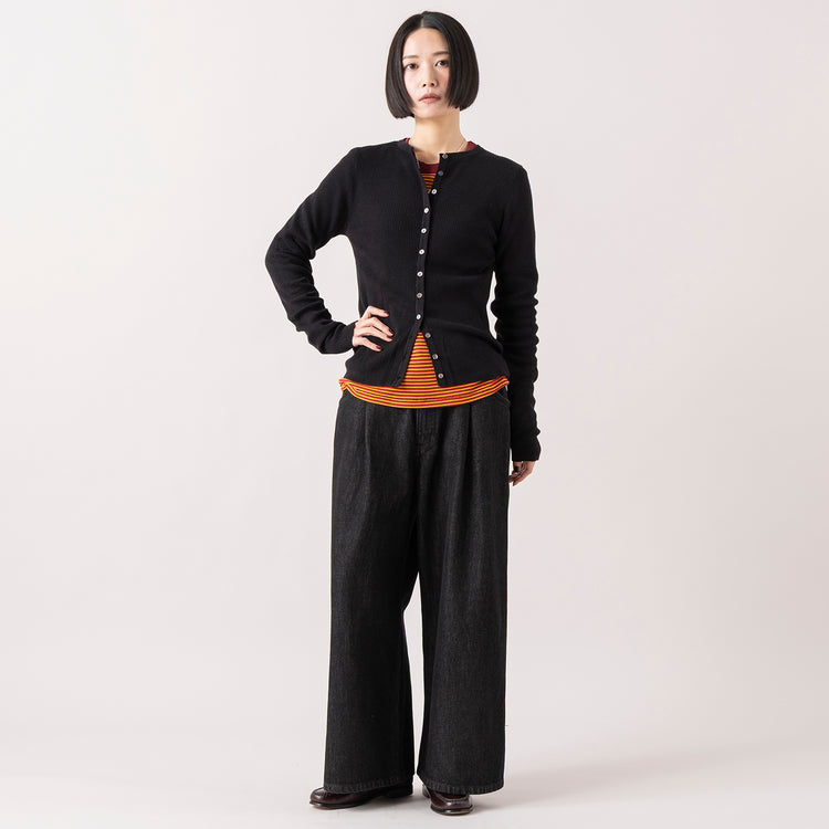 モデル身長165cm,RNA-Nのカシミヤウールブレンドリブニットカーディガン|Healthknitのマルチボーダーワッフル クルーネック長袖|VENT BLANC+の12ozデニム ワイドパンツ|BUTTON WORKSのマーキュリーコインネックレスStar,https://market.e-begin.jp/products/tky_rnn1269s_lala|https://market.e-begin.jp/products/she_hea1284s_lala|https://market.e-begin.jp/products/stl_ven1056s_lala|https://market.e-begin.jp/products/tka_but1282s_lala