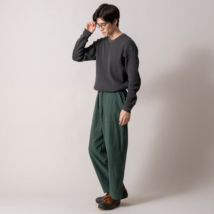 着用サイズL (モデル身長180cm)