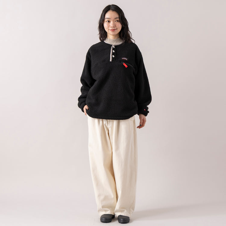 モデル身長165cm,RNA-Nのアームウォーマー付きシルキーニットプルオーバー|RNA-Nのコットンウールクラシックバレルパンツ|YARMO THE UNIFORMのRAIN BOOT,https://market.e-begin.jp/products/tky_rnn1429s_lala|https://market.e-begin.jp/products/tky_rnn1433s_lala|https://market.e-begin.jp/products/gra_ytu1443s_lala