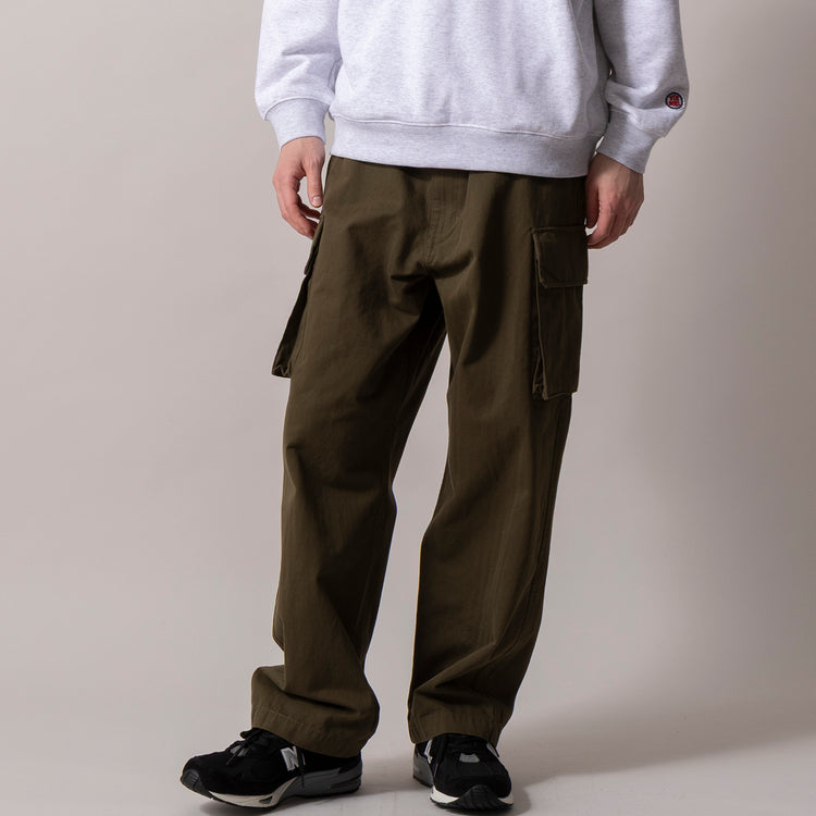 着用サイズ L(身長180cm)