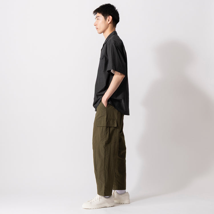 着用サイズ L(モデル身長180cm)
