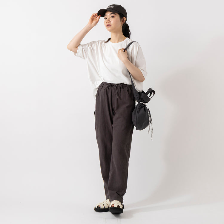 モデル身長163cm,TUTIE.のコットンソロナジャージプルオーバー|ROKXのTIDE ON|Organic handloomのGURKHA PLATFORM|Joli Joliのレイニーサニーデイ撥水キャップ,https://market.e-begin.jp/products/equ_tte0278u_lala|https://market.e-begin.jp/products/sct_rok0426u_lala|https://market.e-begin.jp/products/sed_ogh0417u_lala|https://market.e-begin.jp/products/hem_jol0403u_lala