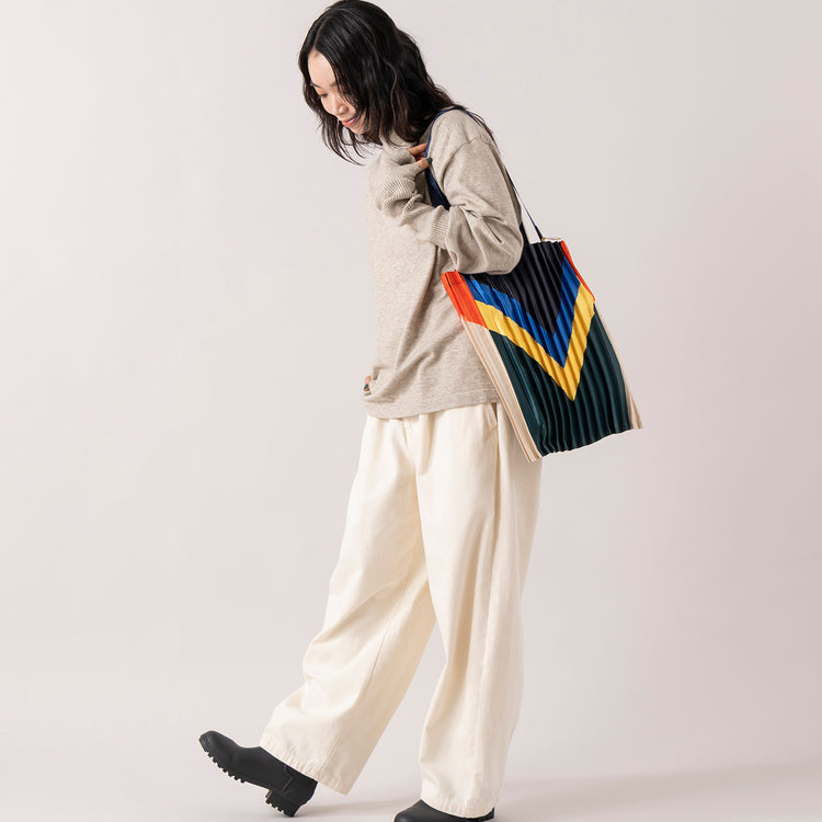 MULTITUDES | マルチチューズ　PLEATED TOTE BAG