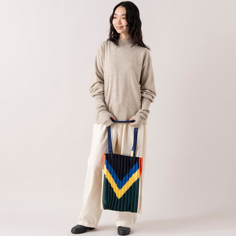 MULTITUDES | マルチチューズ　PLEATED TOTE BAG