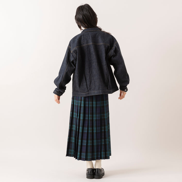 モデル身長165cm,80/40 BY SKEVEの40inch SELVEDGE DENIM JK（INDIGO）|ARMY TWILL SANFORIZEDのBackJersey LS Tee Powder|Glen Fyneのチェックプリーツラップスカート|meri ja kuuのリブ先丸シルクコットンソックス,https://market.e-begin.jp/products/sta_ske0980s_lala|https://market.e-begin.jp/products/mul_amt1062s_lala|https://market.e-begin.jp/products/imx_glf0082r_lala|https://market.e-begin.jp/products/hpn_mjk1012s_lala