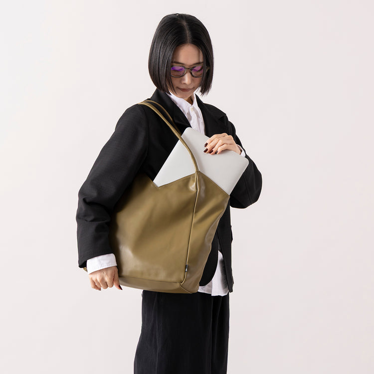 ROOTOTE | ルートート　LT.ラウンド.Vカット-A