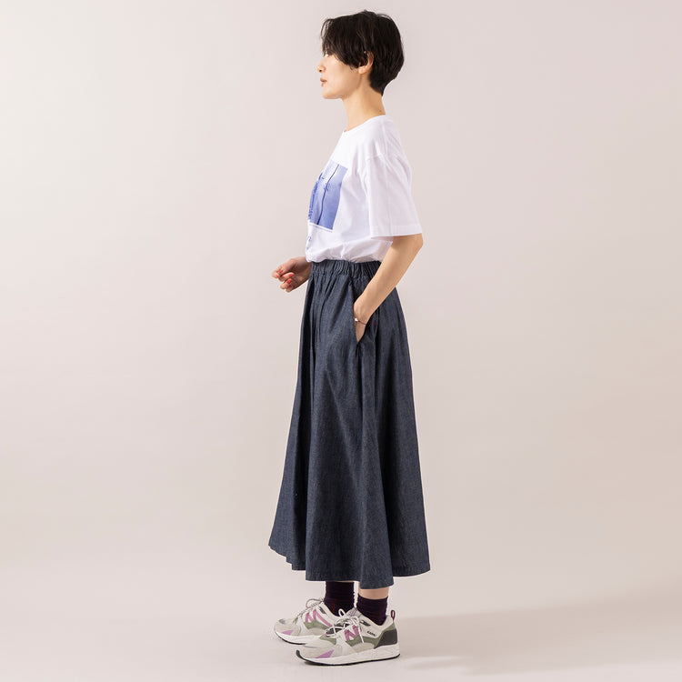 モデル身長 163cm,BOYNA×CHANTAL AKERMANのジャンヌ・ディエルマン ブリュッセル1080、コメルス河畔通り23番地 映画Tシャツ|KARHUのFusion2.0|rapiécageのフラワープレートコードブレス,https://market.e-begin.jp/products/byn_bnc1258q_lala|https://market.e-begin.jp/products/sed_kar0466p_lala|https://market.e-begin.jp/products/rdx_rpc0311u_lala